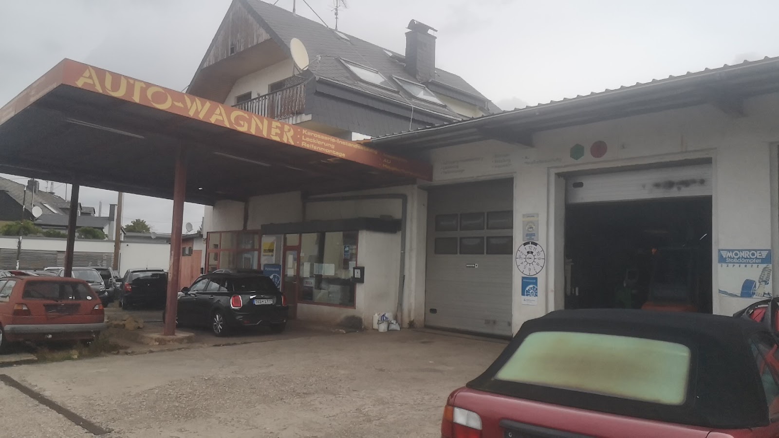 Auto Wagner Kfz-Meisterbetrieb, Werkstatt und Hof in Trier
