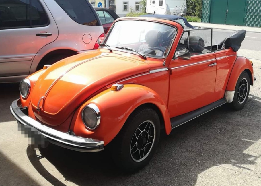 Restaurierter VW Käfer Cabrio, Kundenfahrzeug bei Auto Wagner Trier